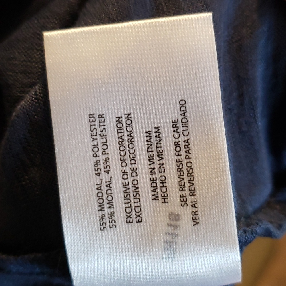 NWT- GAP NAVY BLUE LONG SLEEVE SCOOP NECK TEE SIZE MEDIUM - Picture 7 of 12